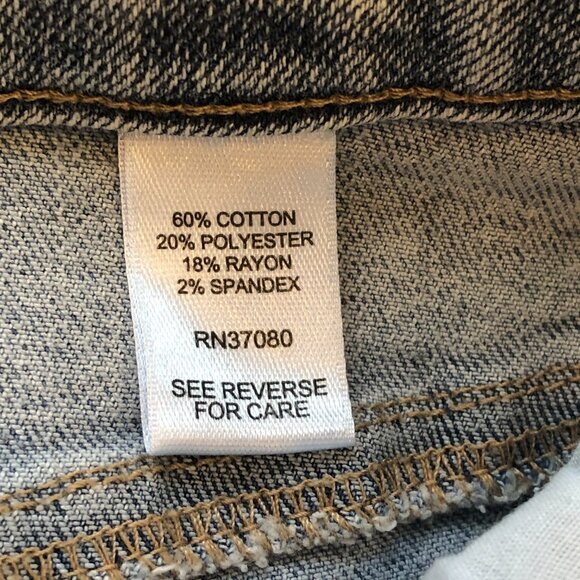 NWOT Versona Women's Flare Split Crop Ankle Light Wash Jeans - Picture 11 of 11